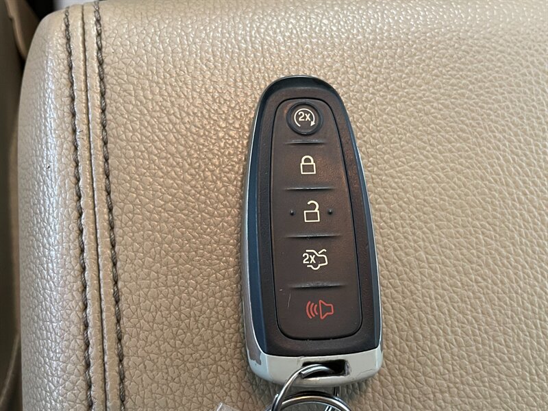 Used 2017 Ford Expedition Limited AWD/4WD image 20