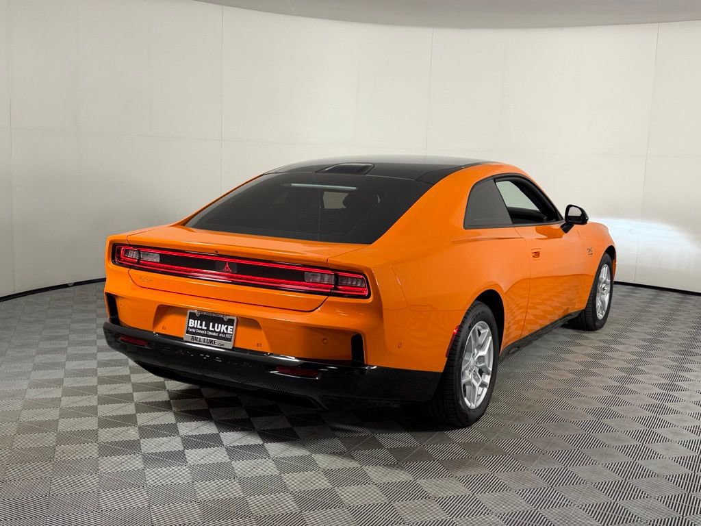 Used 2025 Dodge Charger R/T w/ Sun & Sound Package image 5