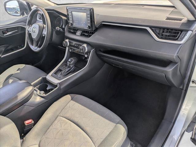Used 2020 Toyota RAV4 XLE FWD image 20