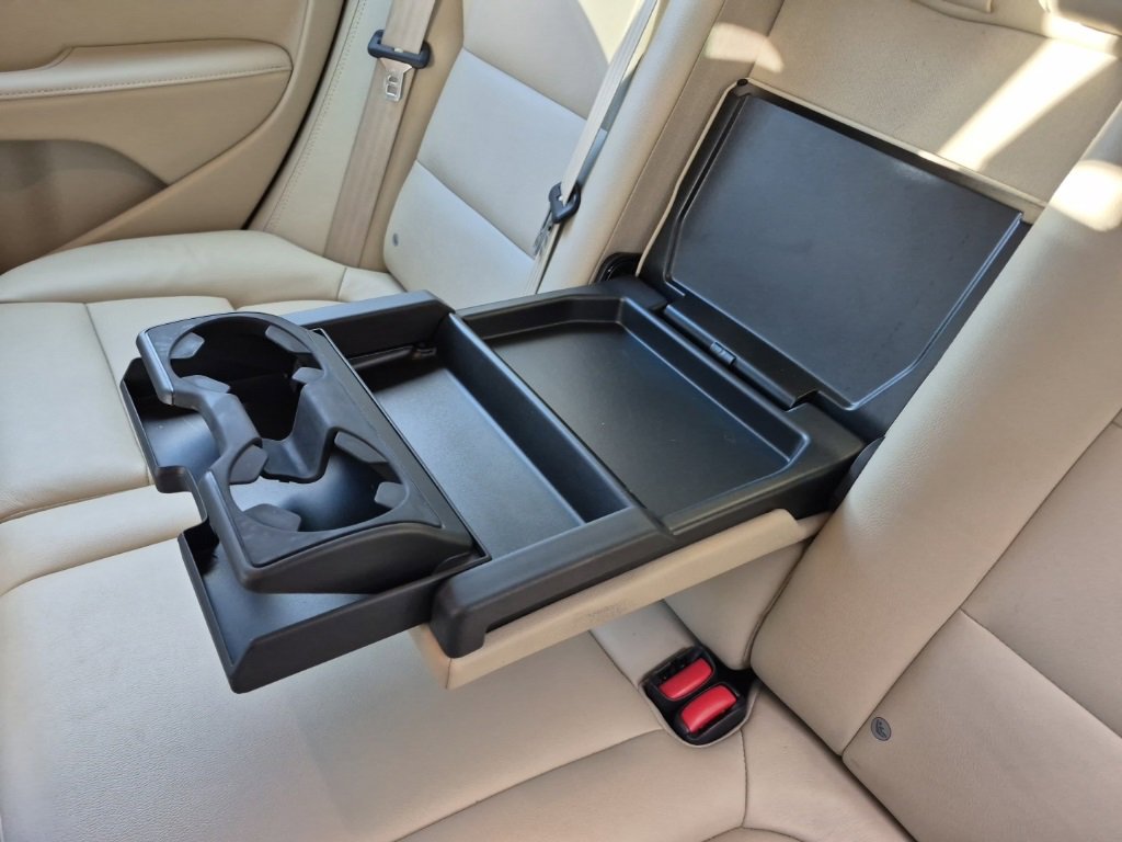 Used 2016 Volvo XC70 T5 Platinum image 14