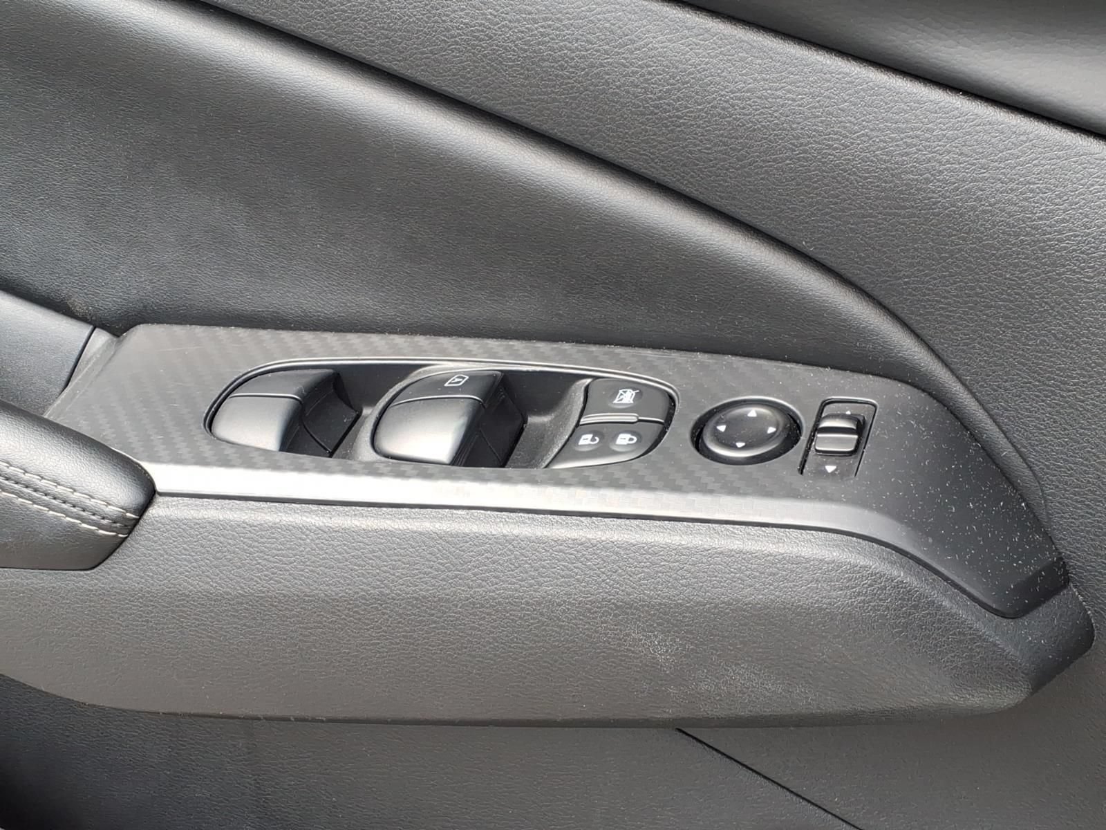 Used 2024 Nissan Altima 2.5 SV FWD image 26
