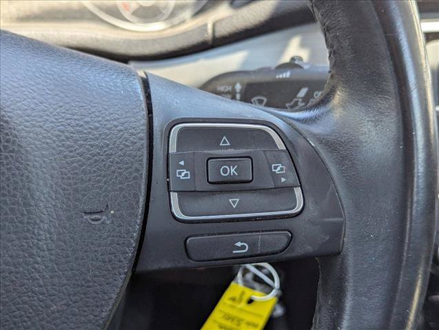 Used 2014 Volkswagen Passat 1.8T SE FWD image 12