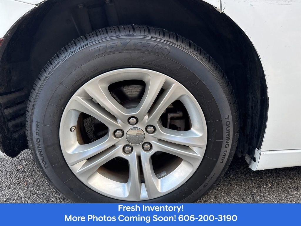 Used 2022 Dodge Charger SXT RWD image 5