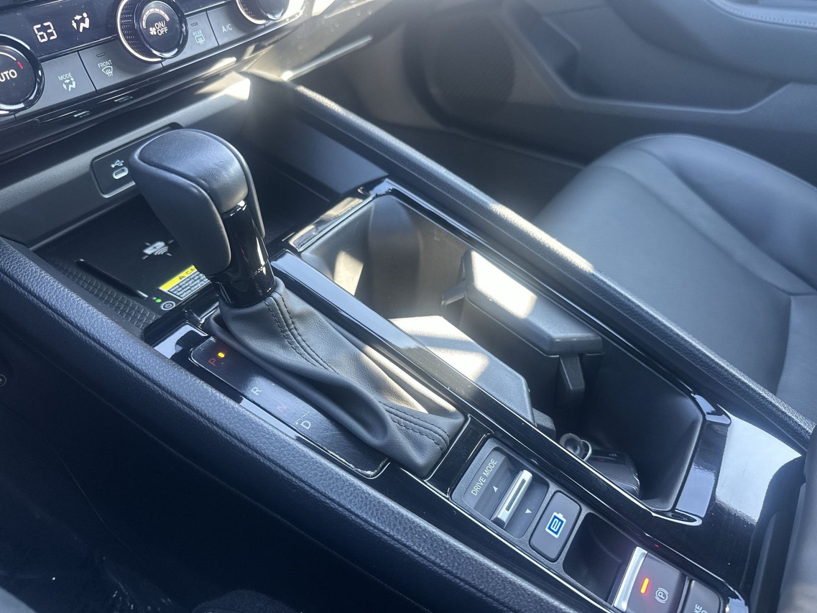 Used 2025 Honda Accord Sport image 29