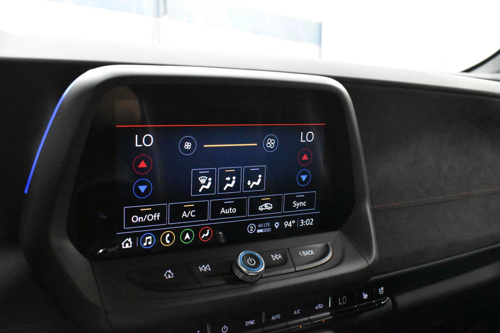 Used 2022 Chevrolet Camaro ZL1 RWD image 12