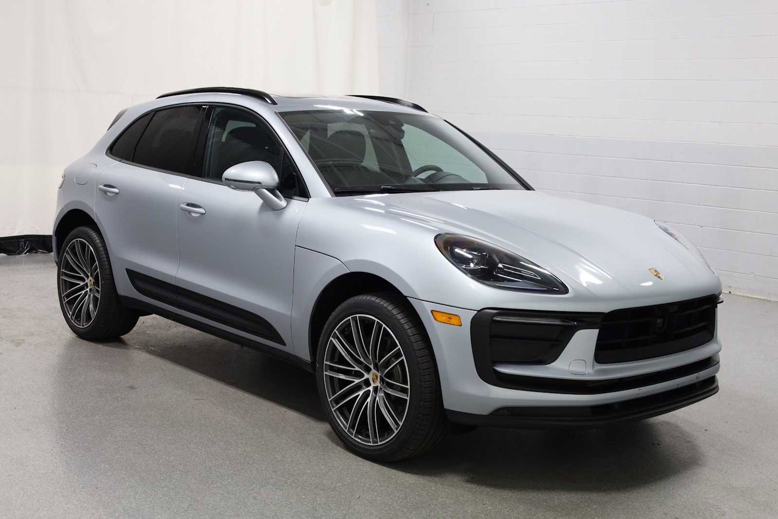 New 2026 Porsche Macan image 13