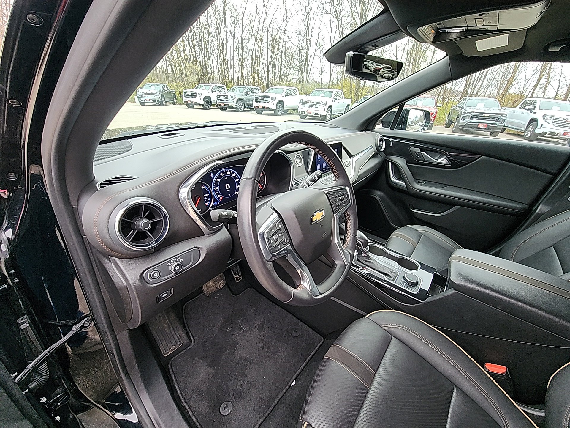 Certified 2022 Chevrolet Blazer Premier w/ Driver Confidence II Package image 14