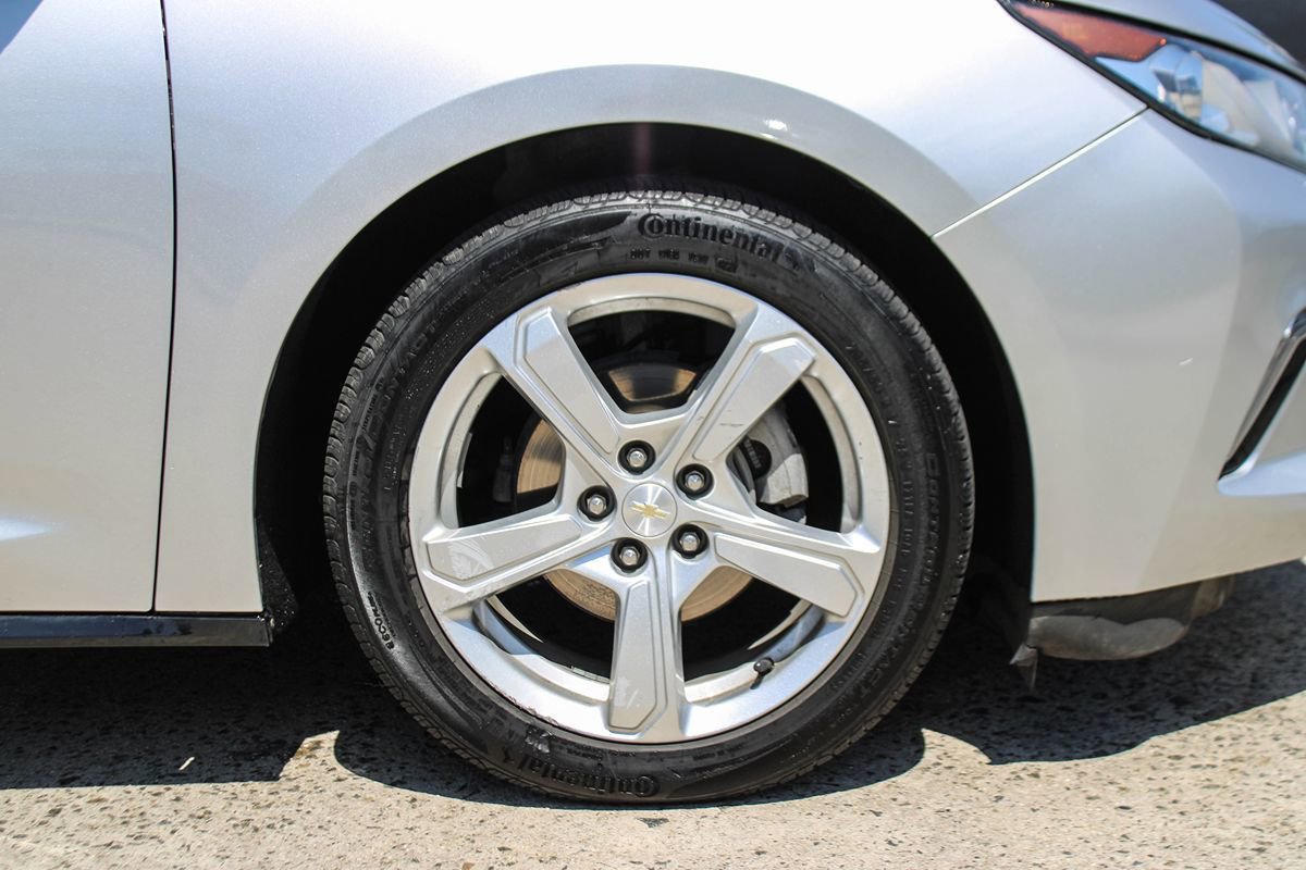 Used 2016 Chevrolet Volt LT w/ Comfort Package FWD image 35