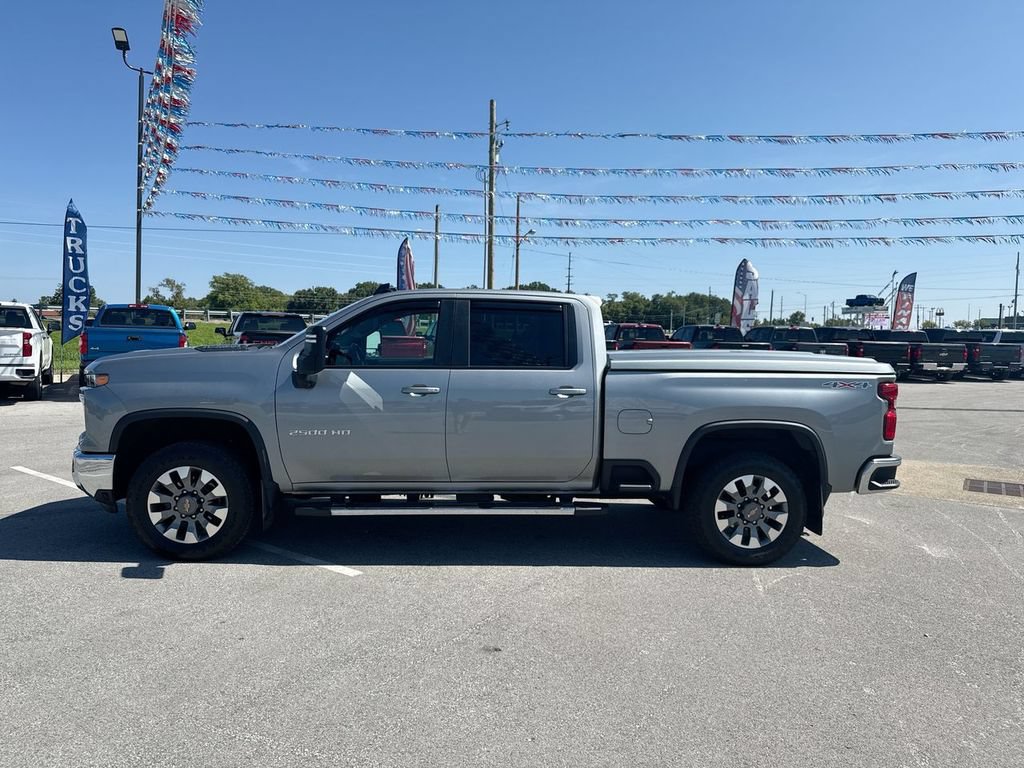 Used 2025 Chevrolet Silverado 2500 LT w/ All Star Edition AWD/4WD image 11