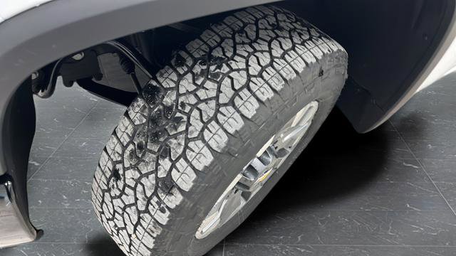 New 2026 Chevrolet Silverado 2500 Custom w/ Custom Value Package image 22