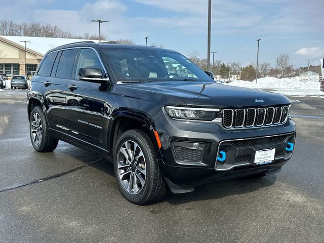Used 2023 Jeep Grand Cherokee Overland w/ Advanced Protech Group III image 5