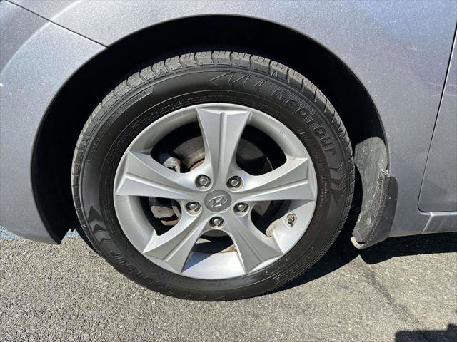 Used 2016 Hyundai Elantra Value Edition image 8