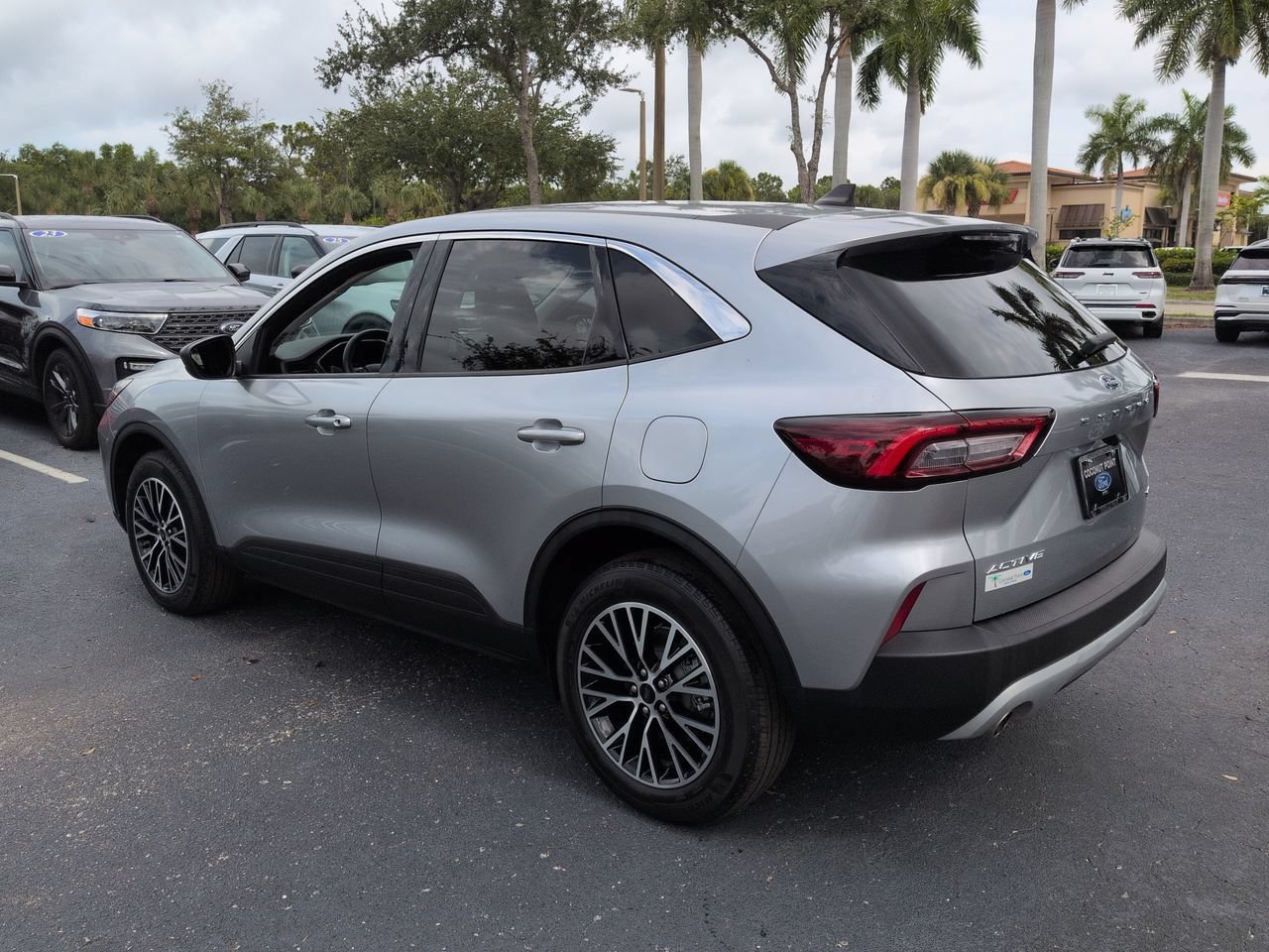 Certified 2023 Ford Escape Active AWD/4WD image 6