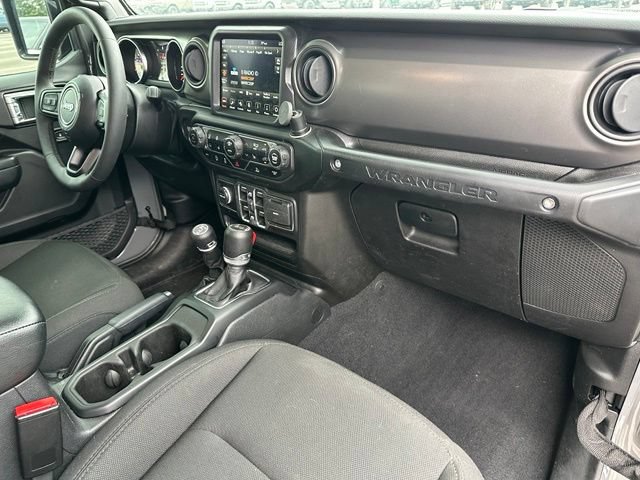 Used 2023 Jeep Wrangler Unlimited Sport AWD/4WD image 10