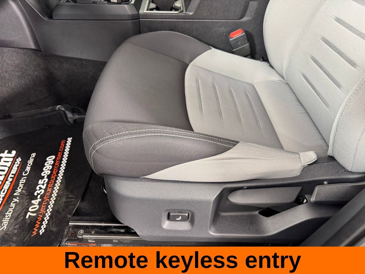 Used 2025 Toyota Tacoma TRD Off-Road image 12