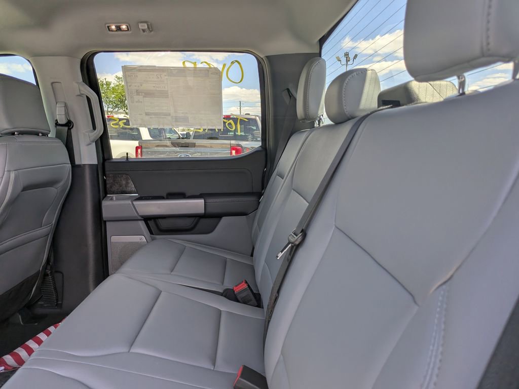 New 2025 Ford F150 Lightning Flash AWD/4WD image 15