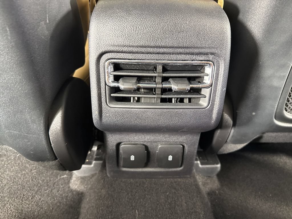 Used 2023 Lincoln Corsair Reserve w/ Equipment Group 201A AWD/4WD image 39