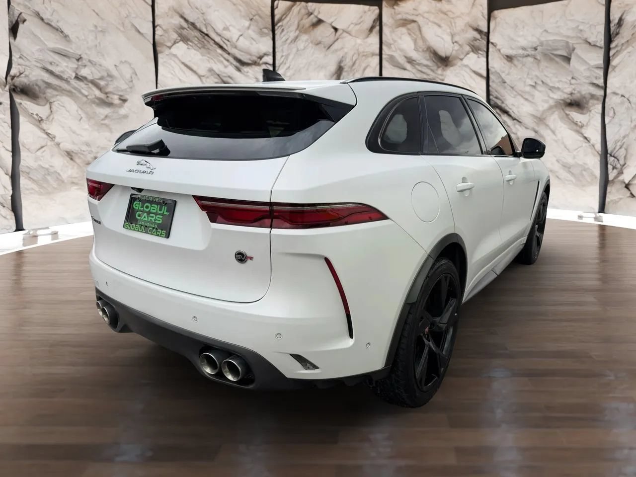Used 2021 Jaguar F-PACE SVR AWD/4WD image 5