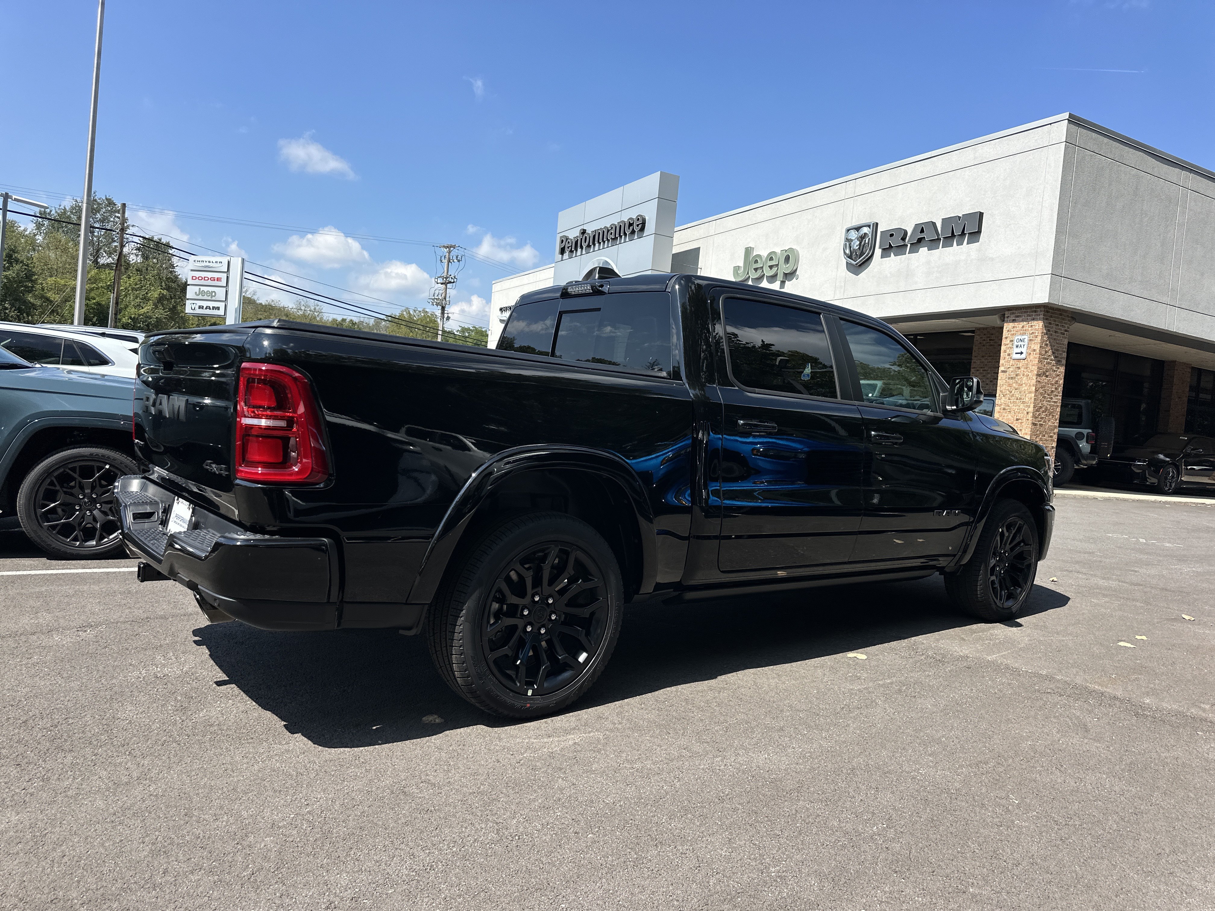 New 2027 RAM 1500 Limited AWD/4WD image 22