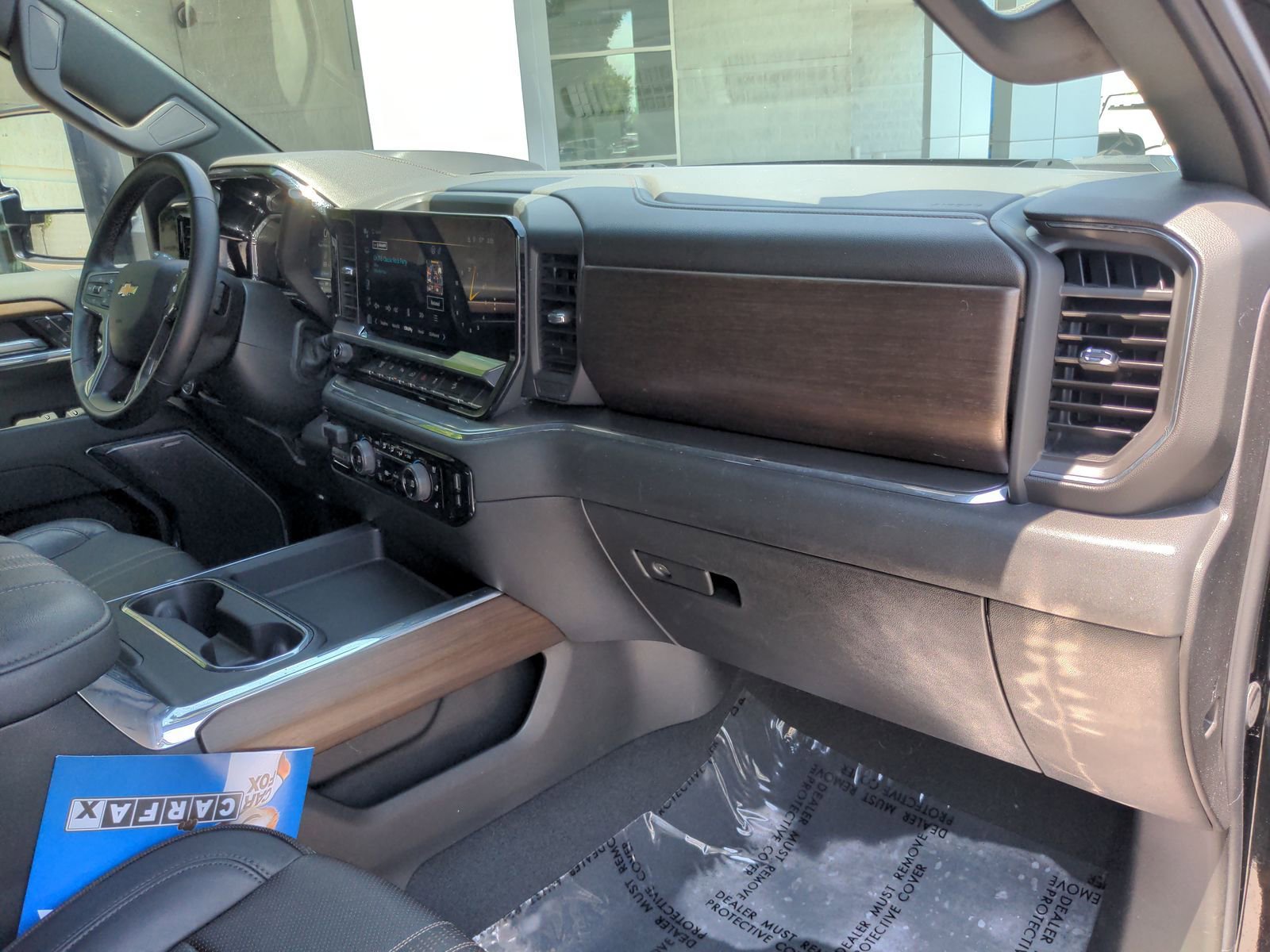 Used 2024 Chevrolet Silverado 2500 High Country w/ High Country Premium Package image 27