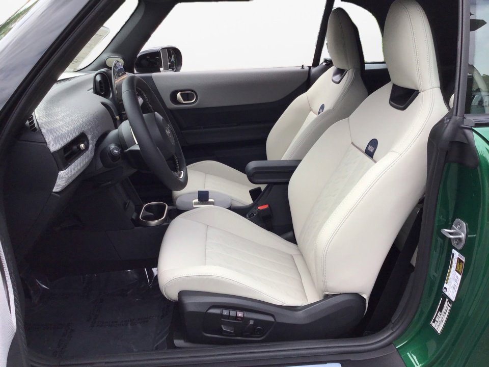 New 2026 MINI Cooper S image 9
