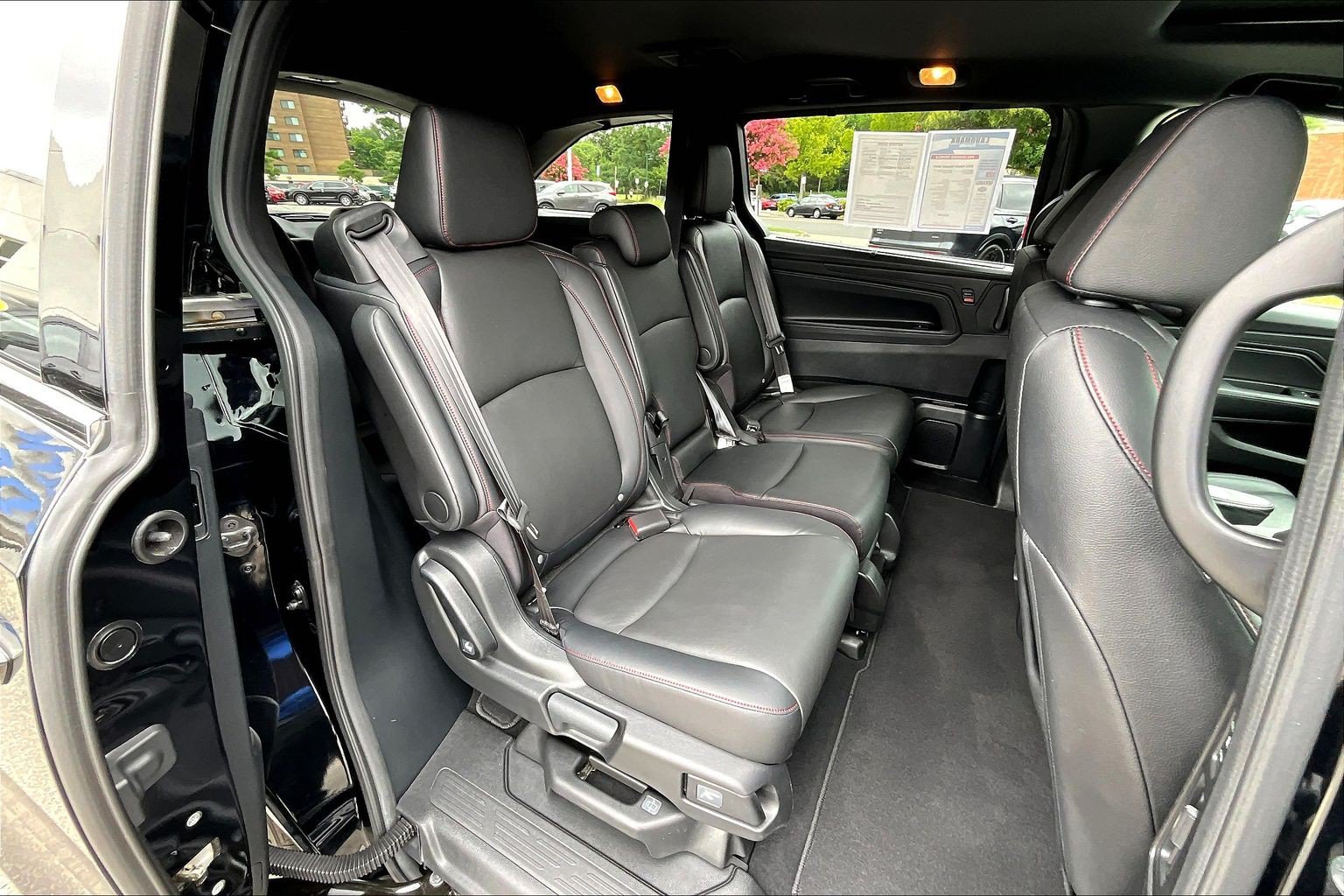 Used 2023 Honda Odyssey Sport image 29