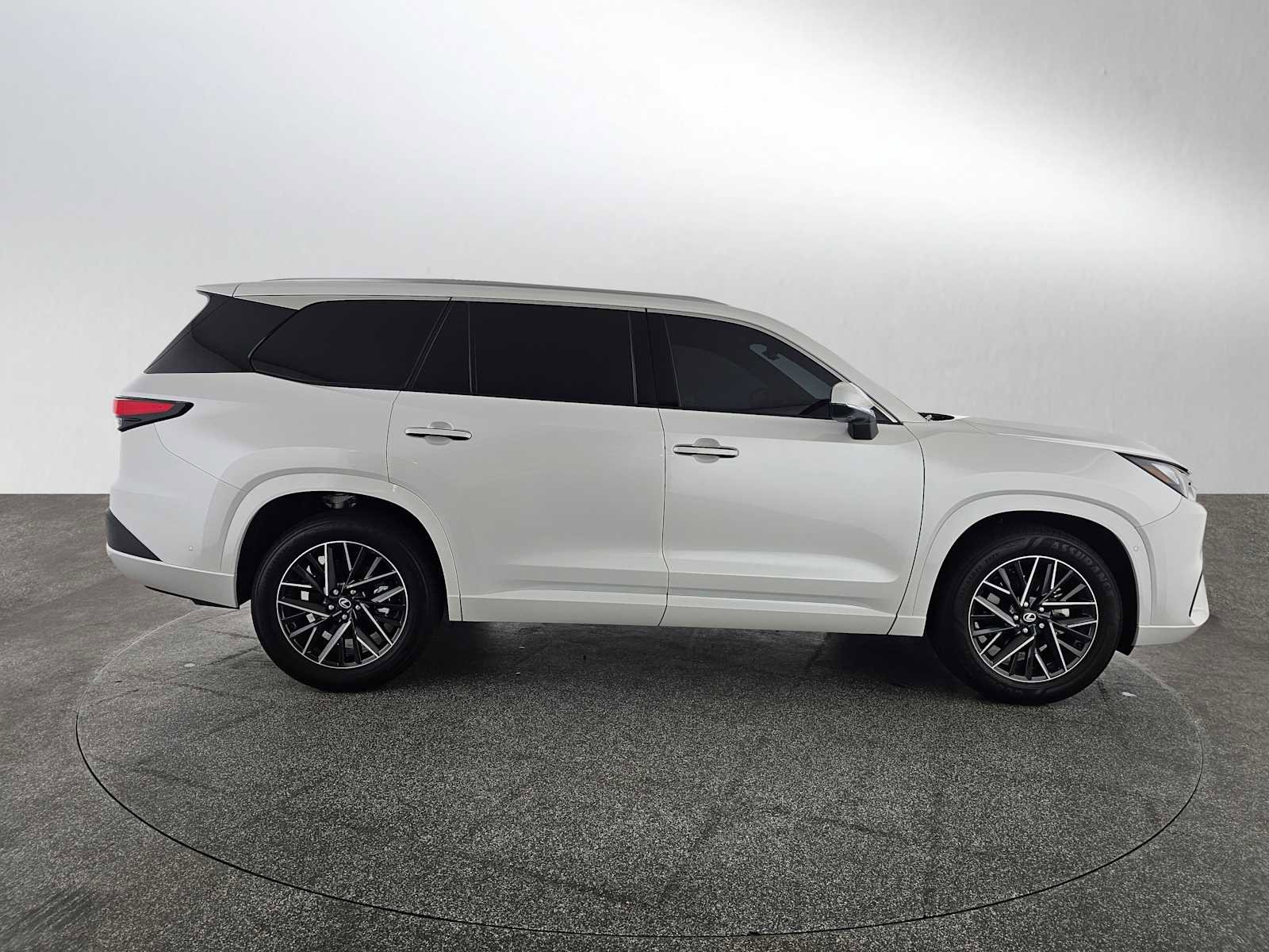 Certified 2026 Lexus TX 350 AWD w/ Technology Package image 2