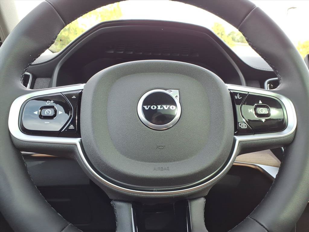 New 2026 Volvo XC90 B6 Plus w/ Protection Package Premier AWD/4WD image 22