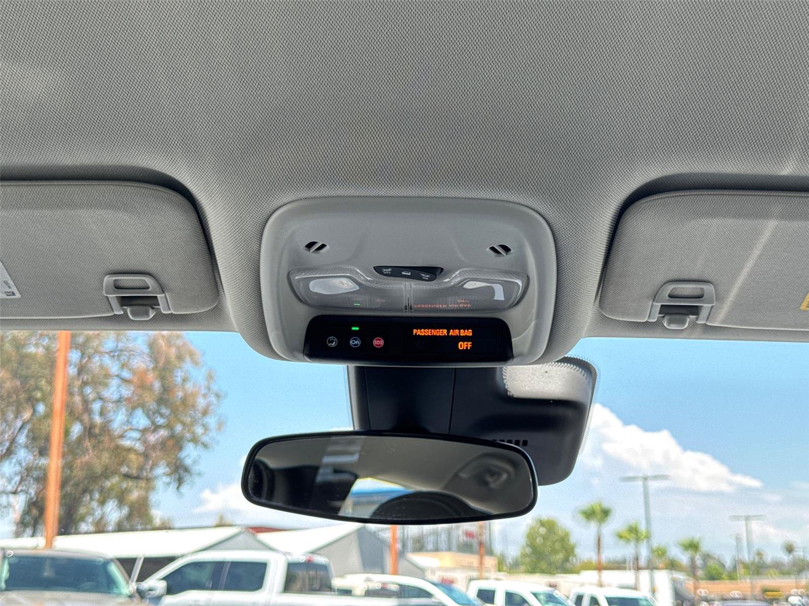 Used 2023 Chevrolet Bolt EUV LT w/ Driver Confidence Package FWD image 25
