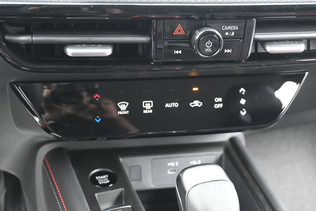 New 2026 Nissan Kicks SR AWD/4WD image 11