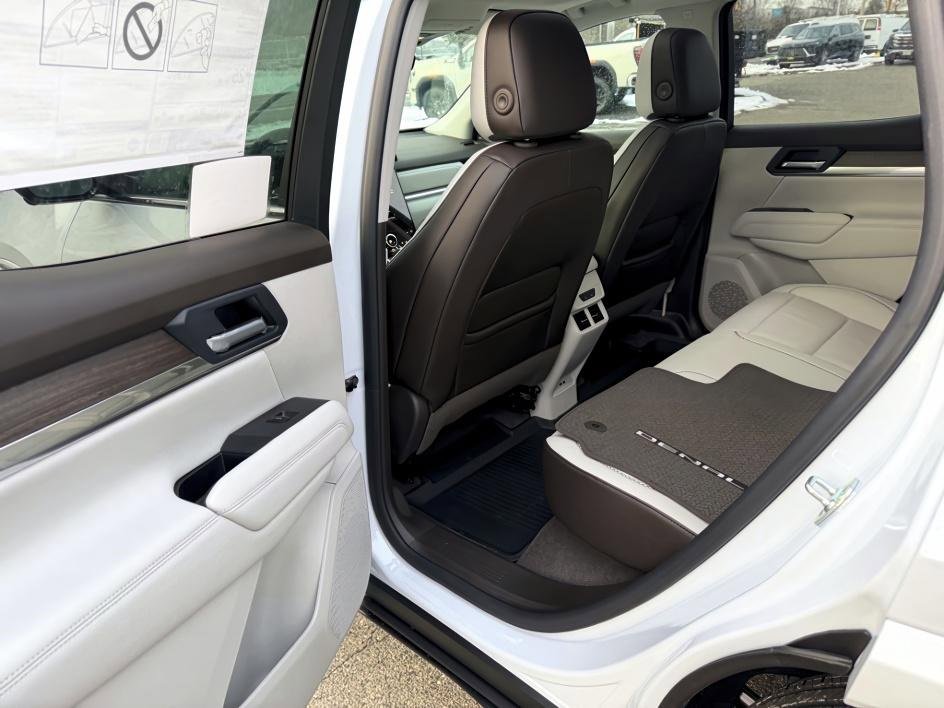 New 2026 GMC Terrain Denali w/ LPO, Floor Liner Package image 10