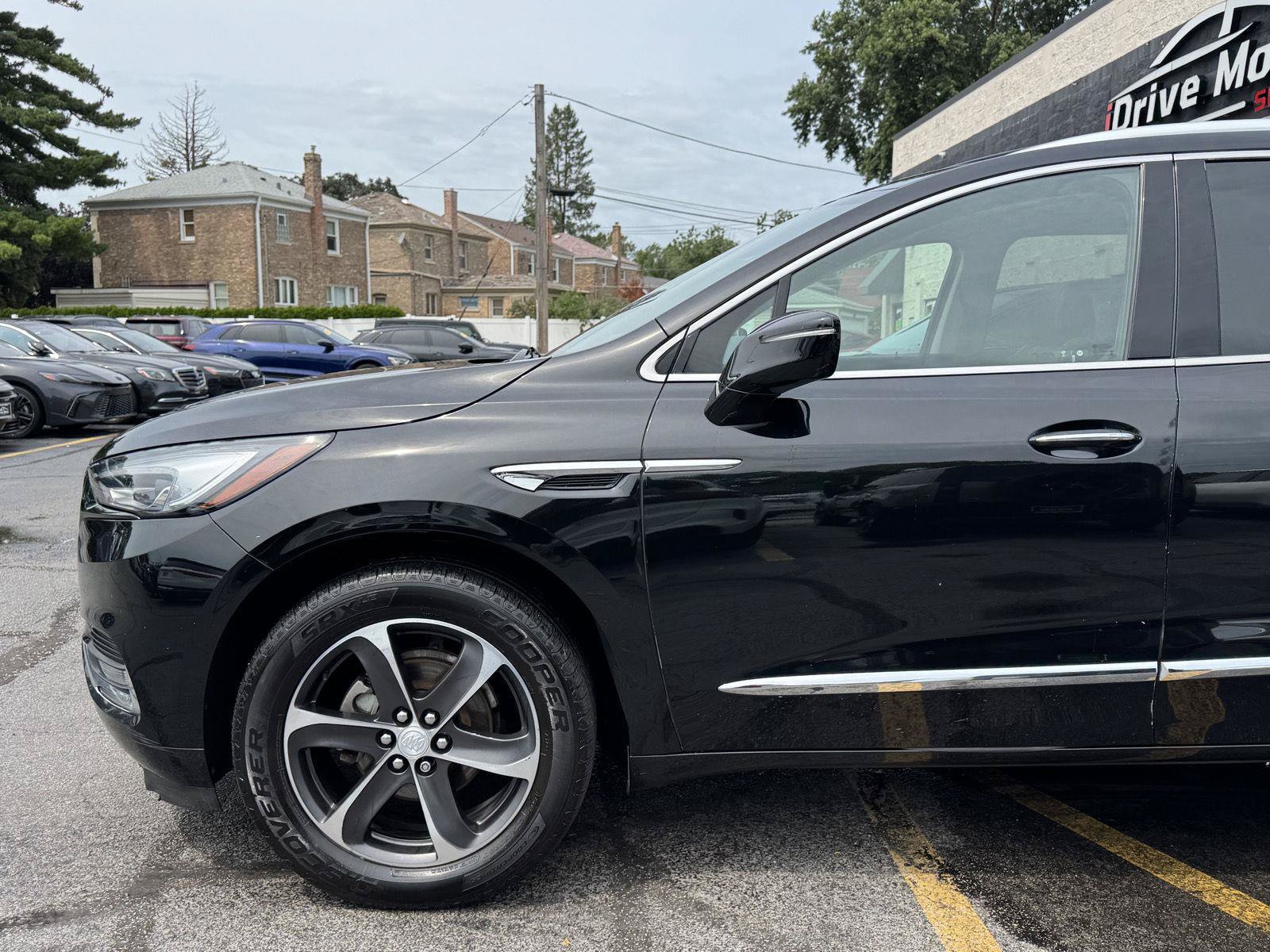 Used 2020 Buick Enclave Essence w/ Sport Touring Edition AWD/4WD image 4