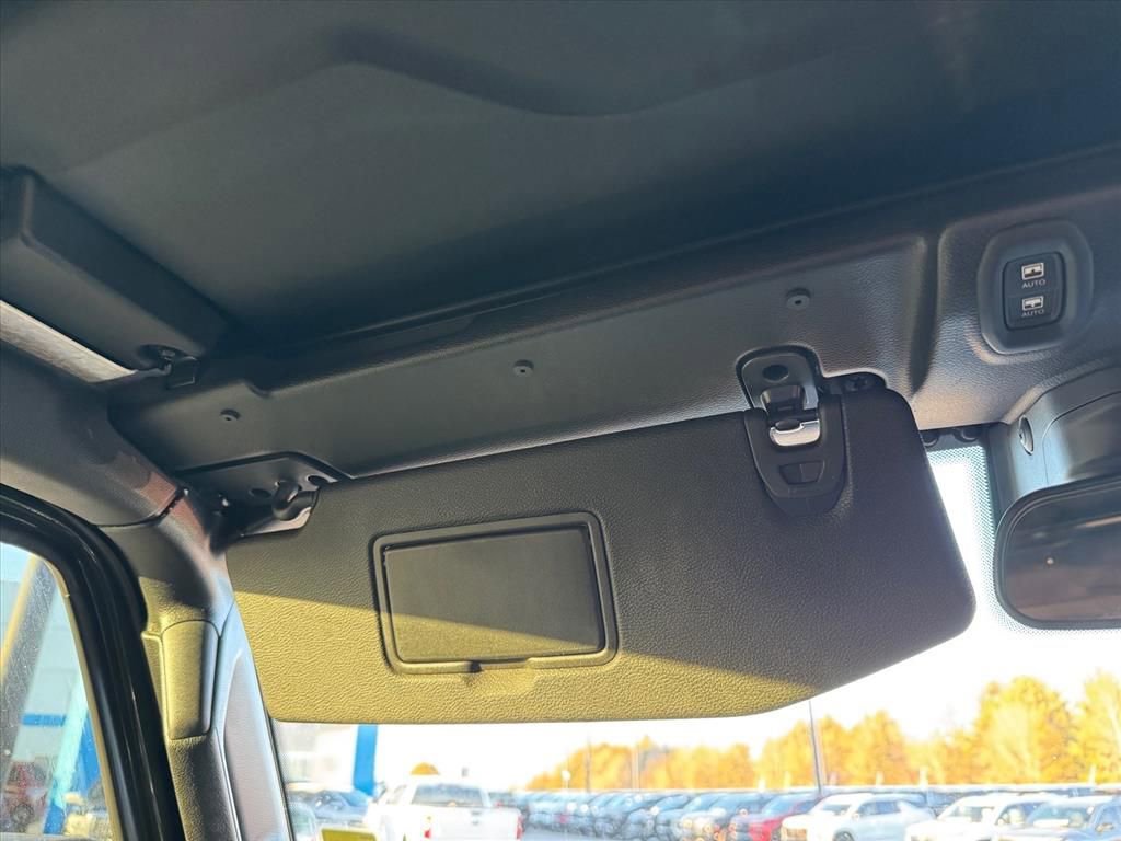 Used 2021 Jeep Wrangler Unlimited Sahara image 25