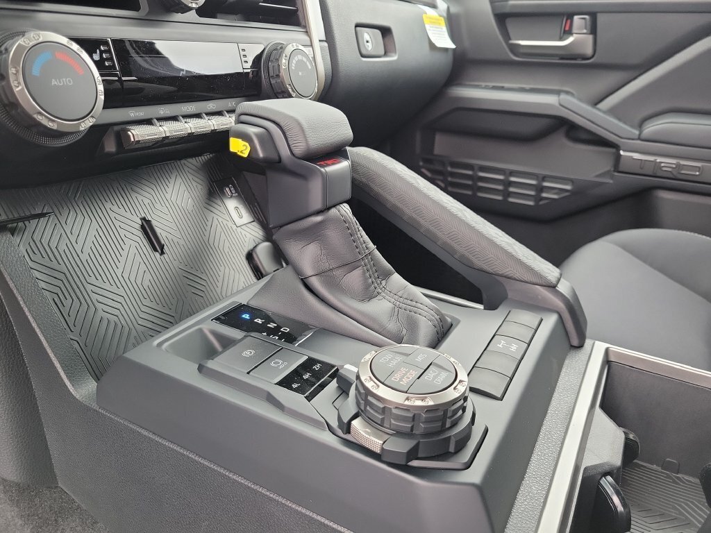 New 2026 Toyota Tacoma TRD Off-Road AWD/4WD image 31