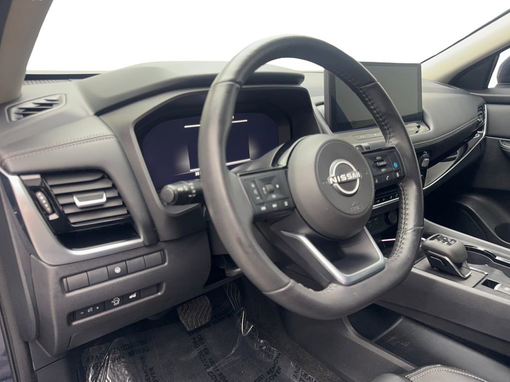 Used 2024 Nissan Rogue SL image 50