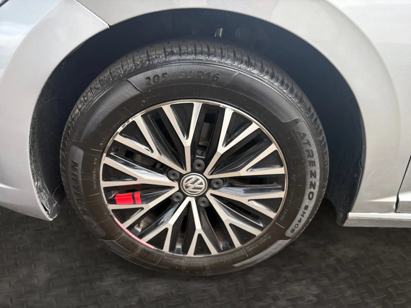 Used 2021 Volkswagen Jetta SE FWD image 36