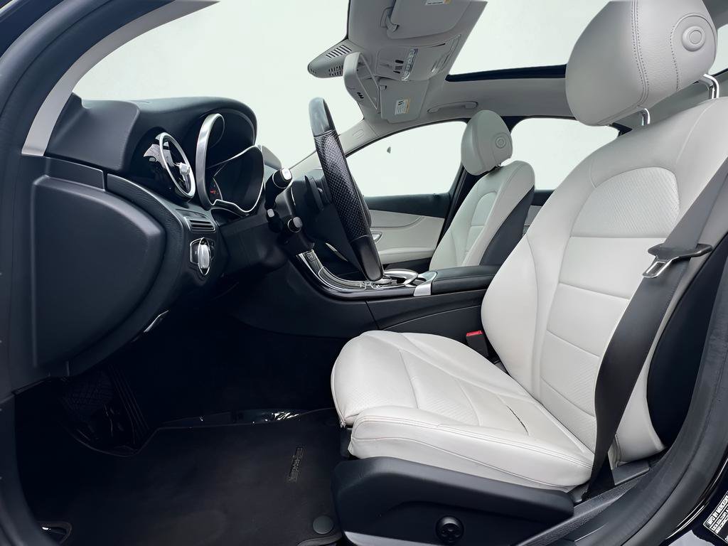 Used 2015 Mercedes-Benz C 300 4MATIC Sedan image 16