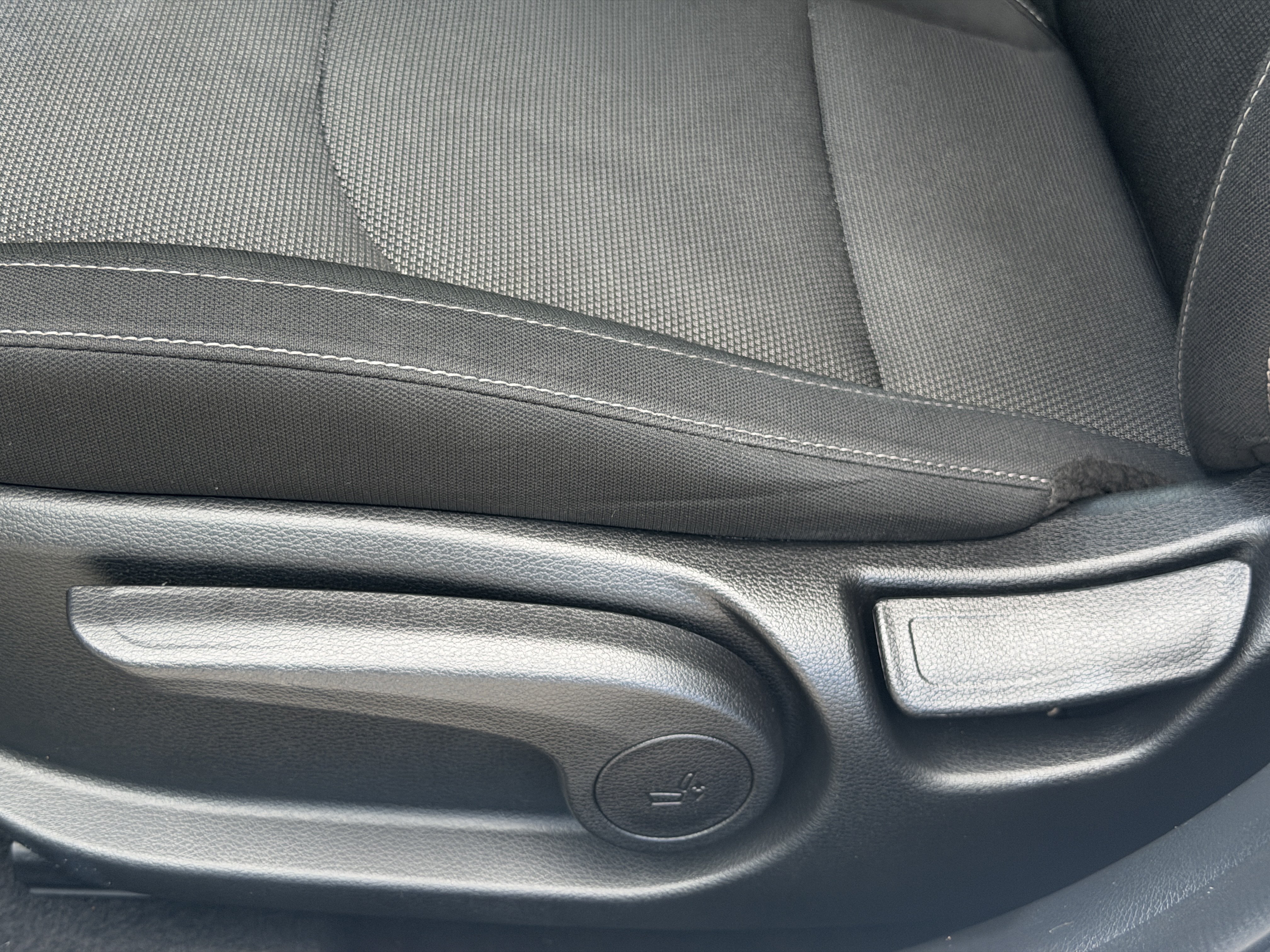 Certified 2023 Kia Forte LXS w/ LXS Technology Package FWD image 19
