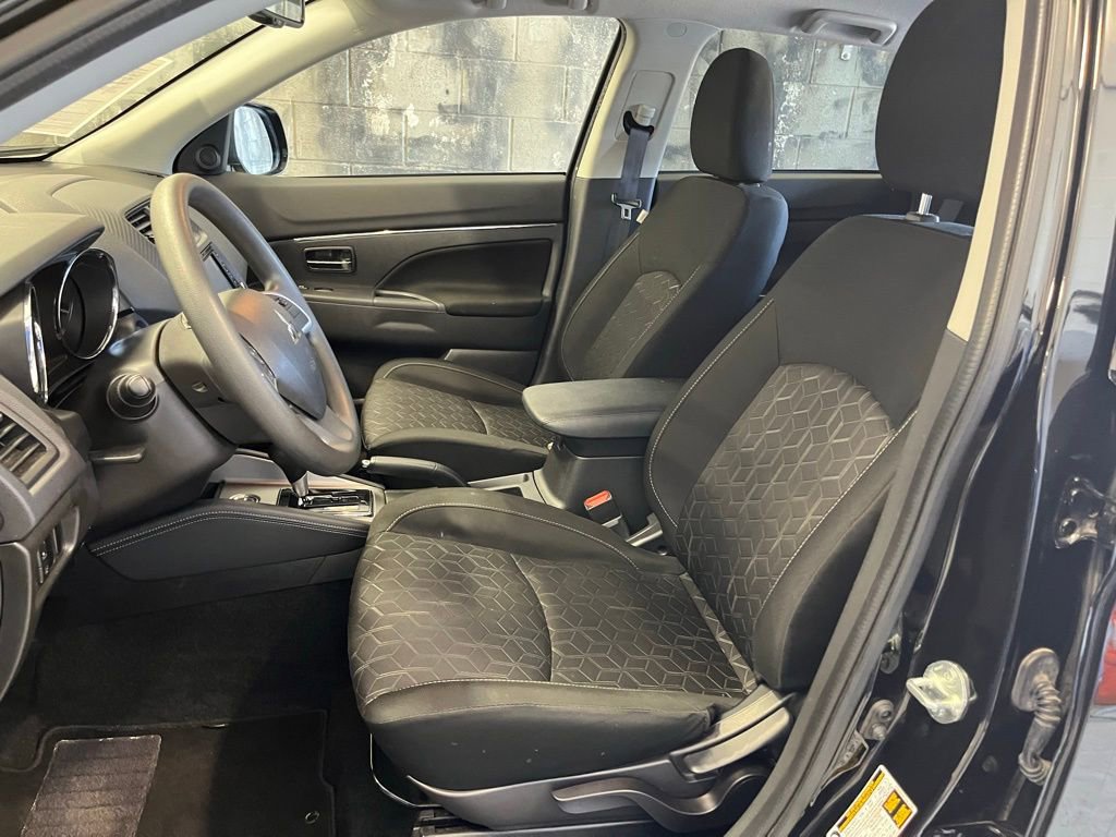 Used 2024 Mitsubishi Outlander Sport ES AWD/4WD image 13