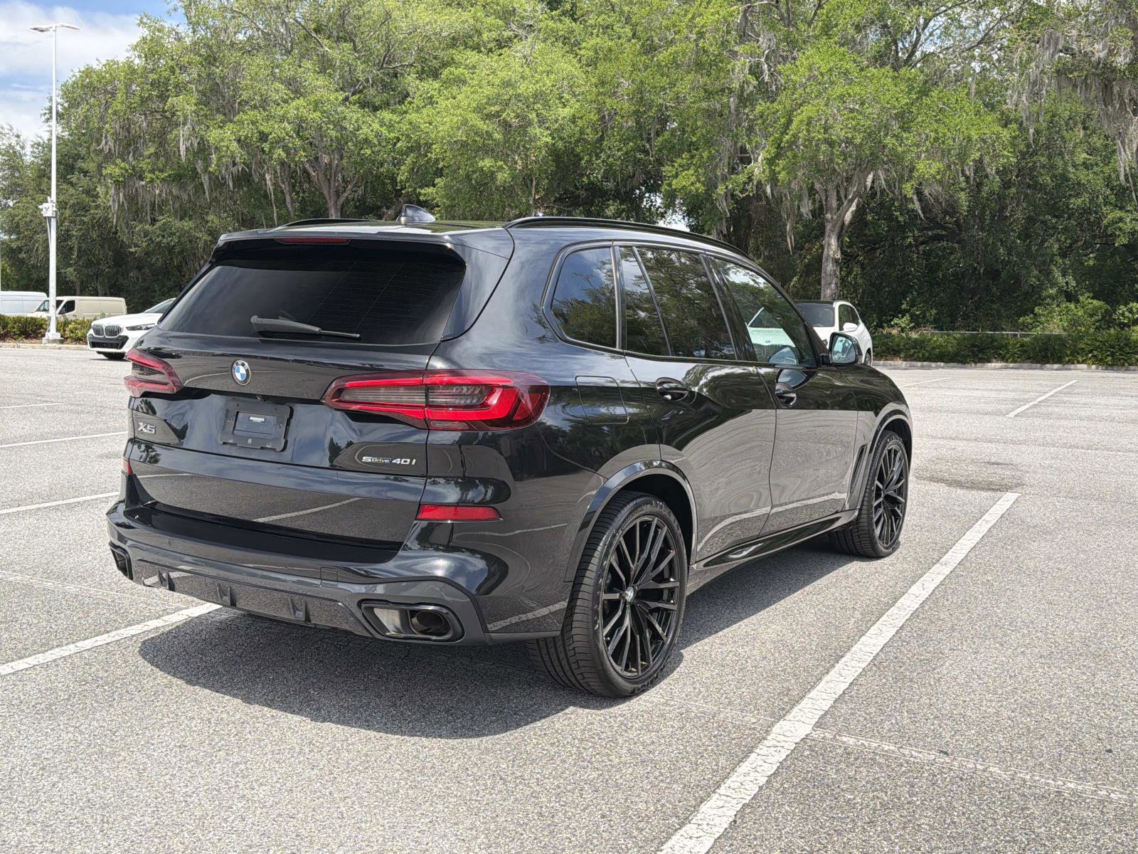 Used 2023 BMW X5 sDrive40i w/ Executive Package RWD image 4