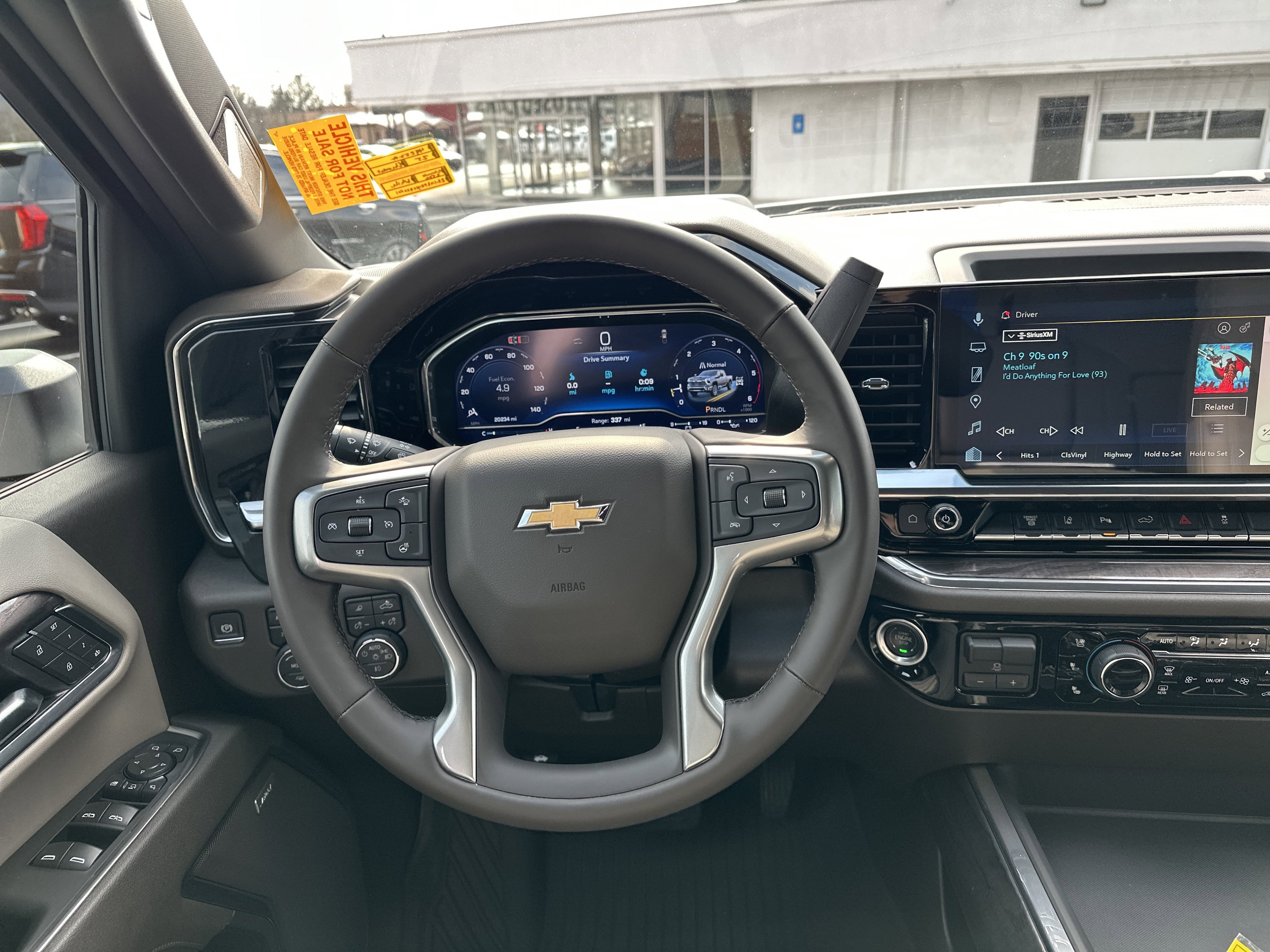 Used 2025 Chevrolet Silverado 2500 LTZ w/ LTZ Premium Package image 17