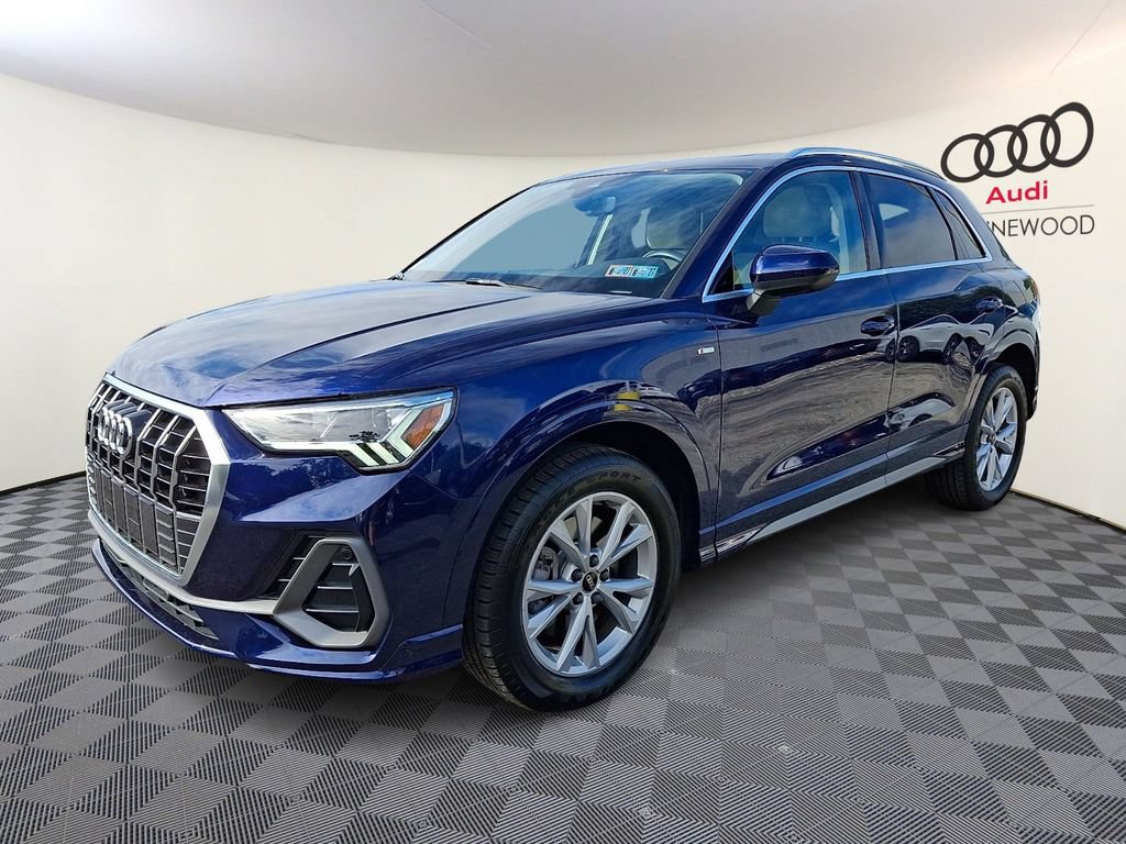 Certified 2024 Audi Q3 2.0T Premium Plus w/ Premium Plus Package AWD/4WD image 3