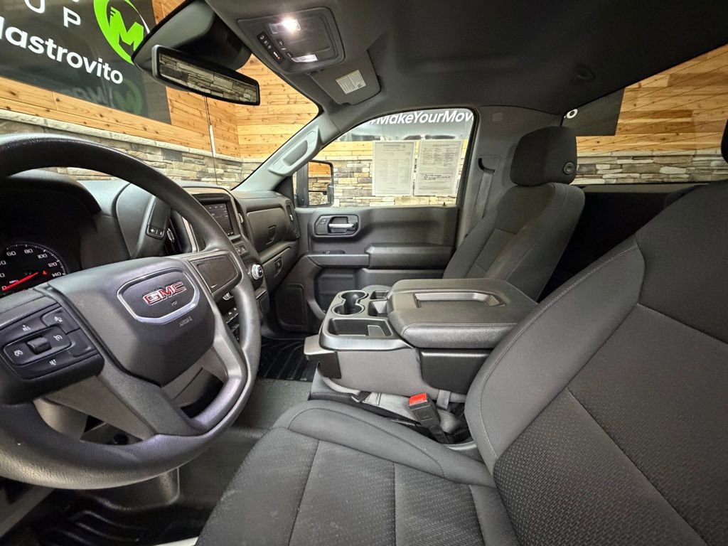 Used 2024 GMC Sierra 1500 Pro w/ Pro Value Package image 11