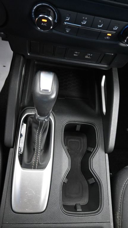 Used 2022 Nissan Frontier SV image 33