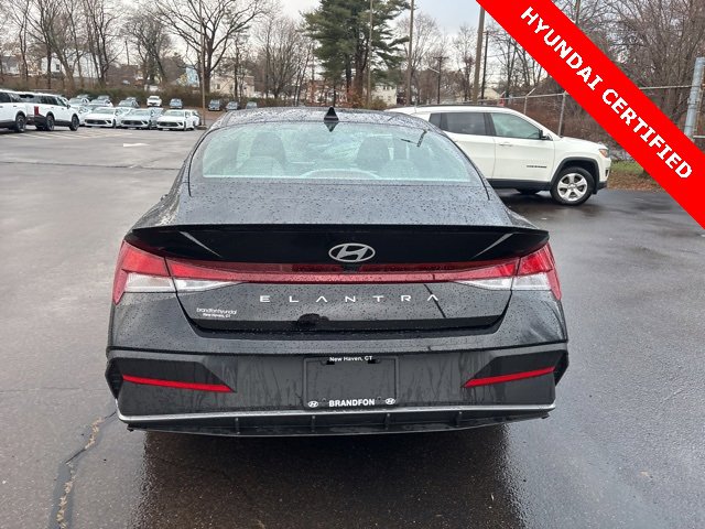 Certified 2025 Hyundai Elantra Sport image 5