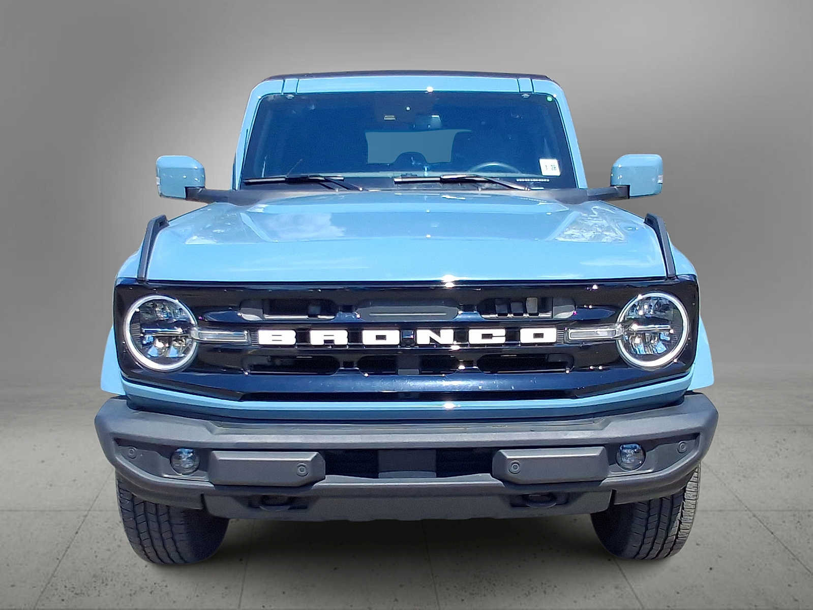 Used 2023 Ford Bronco Outer Banks AWD/4WD image 3