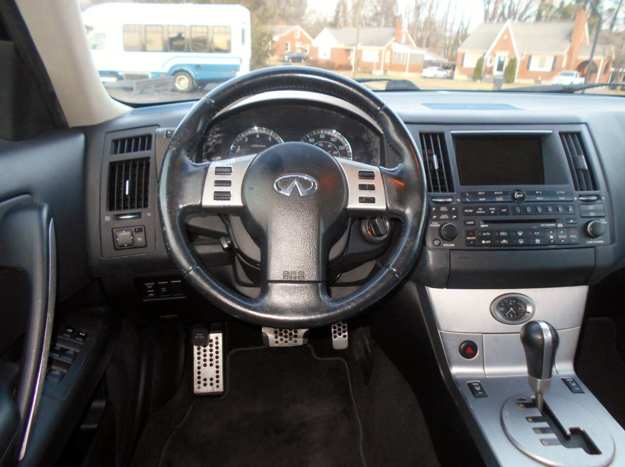 Used 2004 INFINITI FX45 AWD w/ Technology Pkg image 11