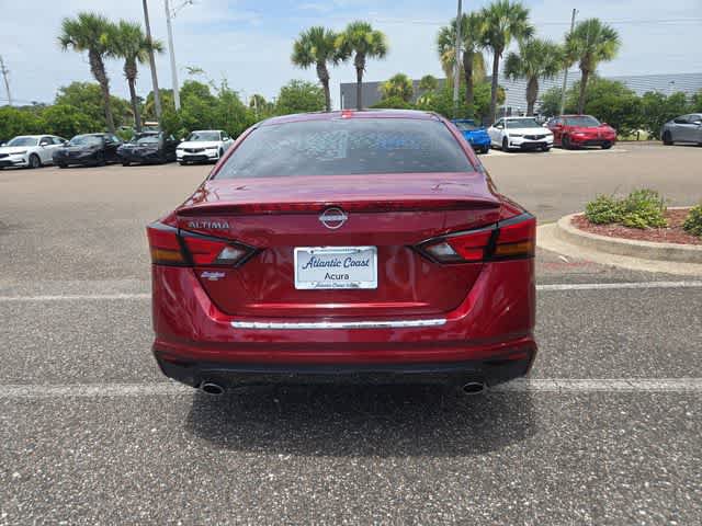 Used 2023 Nissan Altima 2.5 SR w/ SR Premium Package FWD image 7