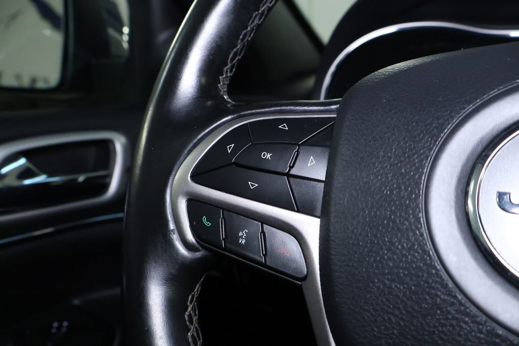 Used 2020 Jeep Grand Cherokee Limited image 24