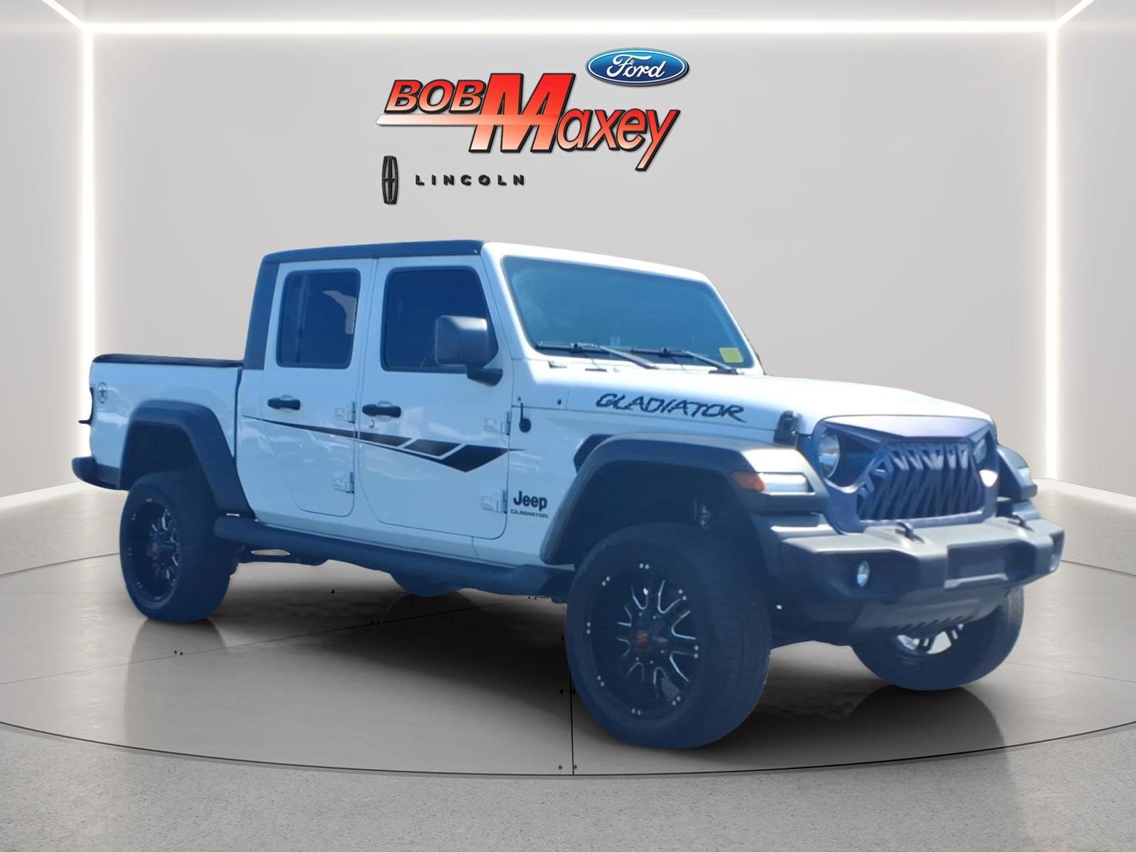 Used 2020 Jeep Gladiator Sport w/ Quick Order Package 24S AWD/4WD image 3